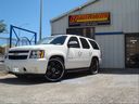 Chevrolet_Tahoe_custom_1307.jpg