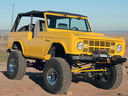 Ford_Bronco_Custom__8582.jpg