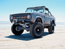 Ford_Bronco_Custom__8623.jpg