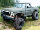 Ford_Bronco_Custom__8637.jpg