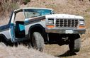 Ford_Bronco_Custom__8645.jpg