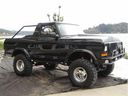 Ford_Bronco_Custom__8684.jpg