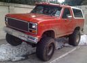 Ford_Bronco_Custom__8689.jpg