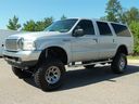 Ford_Excursion_lifted_132548.jpg
