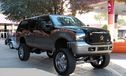 Ford_Excursion_lifted_132600.jpg