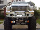 Ford_Excursion_lifted_132634.jpg