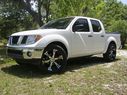 Nissan_Frontier_custom_311.jpg