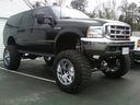 Ford_Excursion_lifted_132584.jpg
