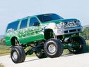 Ford_Excursion_lifted_132629.jpg